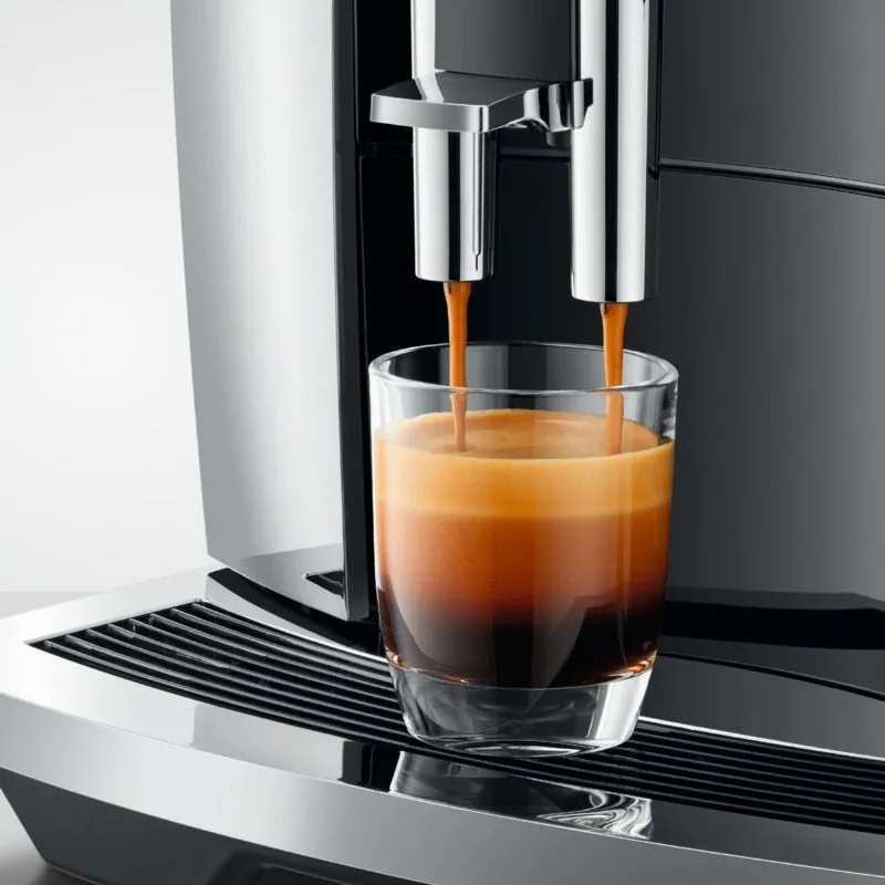 Jura E8 Coffee Maker Chrome