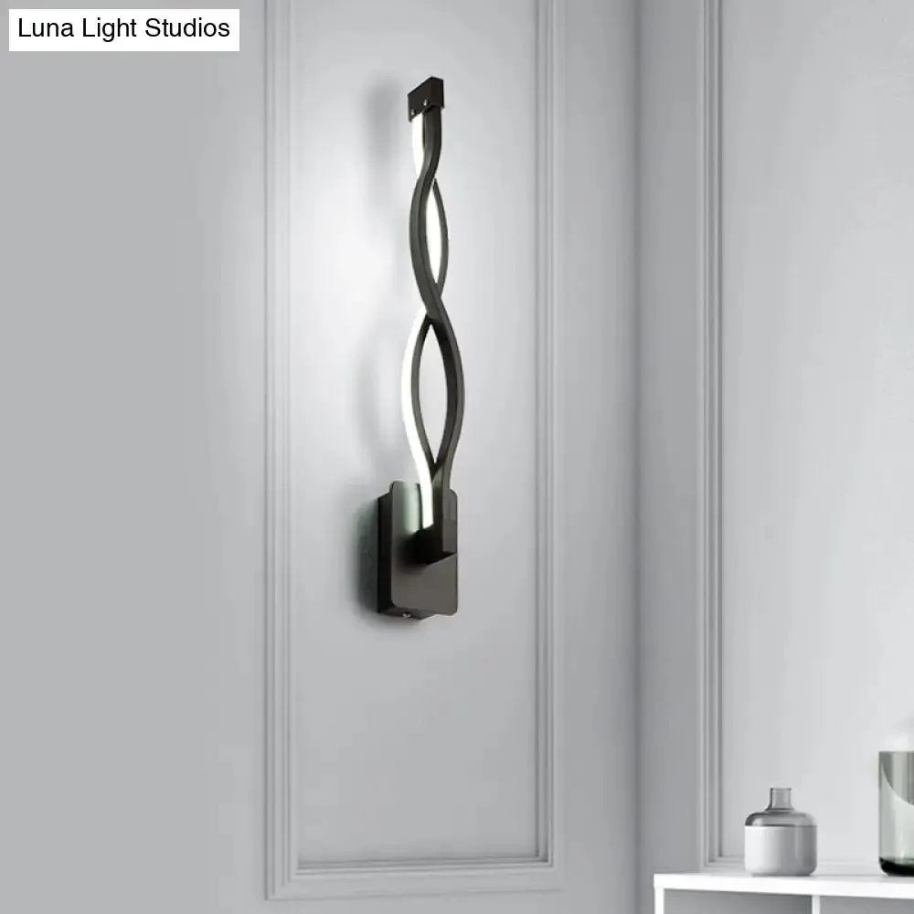 Minimalistic Metal LED Stairway Sconce in Warm/White Light - Black/White